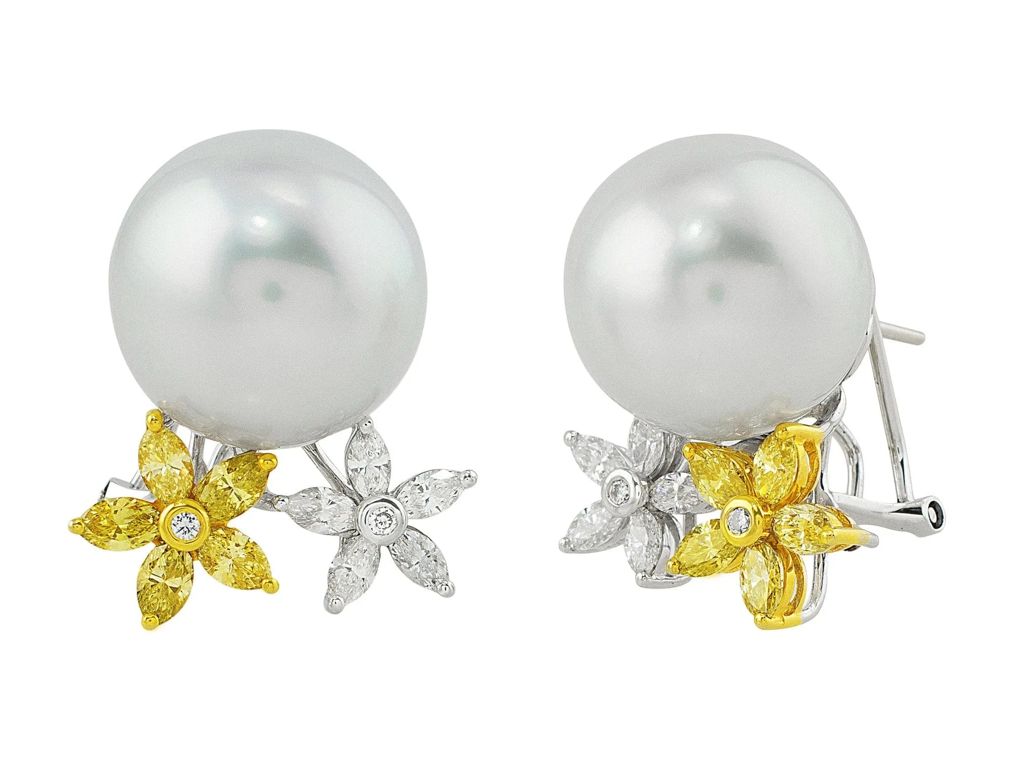 18k White Gold 16.7-17mm South Sea Pearl Yellow Diamond Earrings