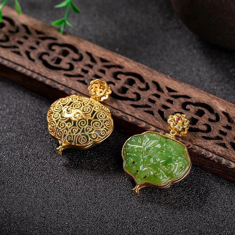 Buddhisttemple Jade Heart-shaped Gawu Box Necklace