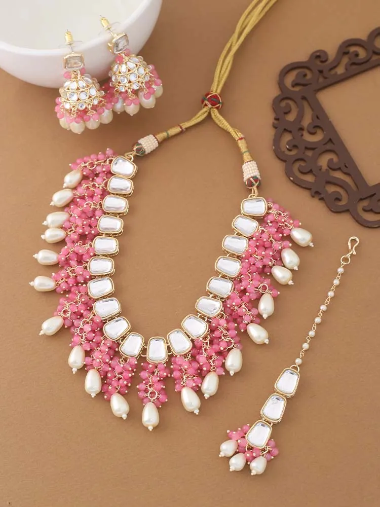 Coral Avantika Jewellery Set