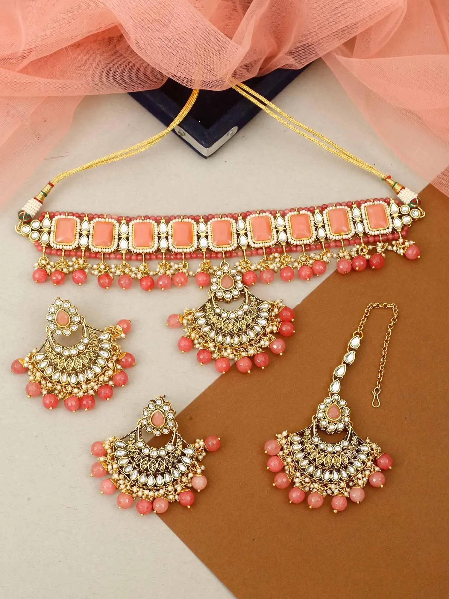 Coral Riya Necklace Set