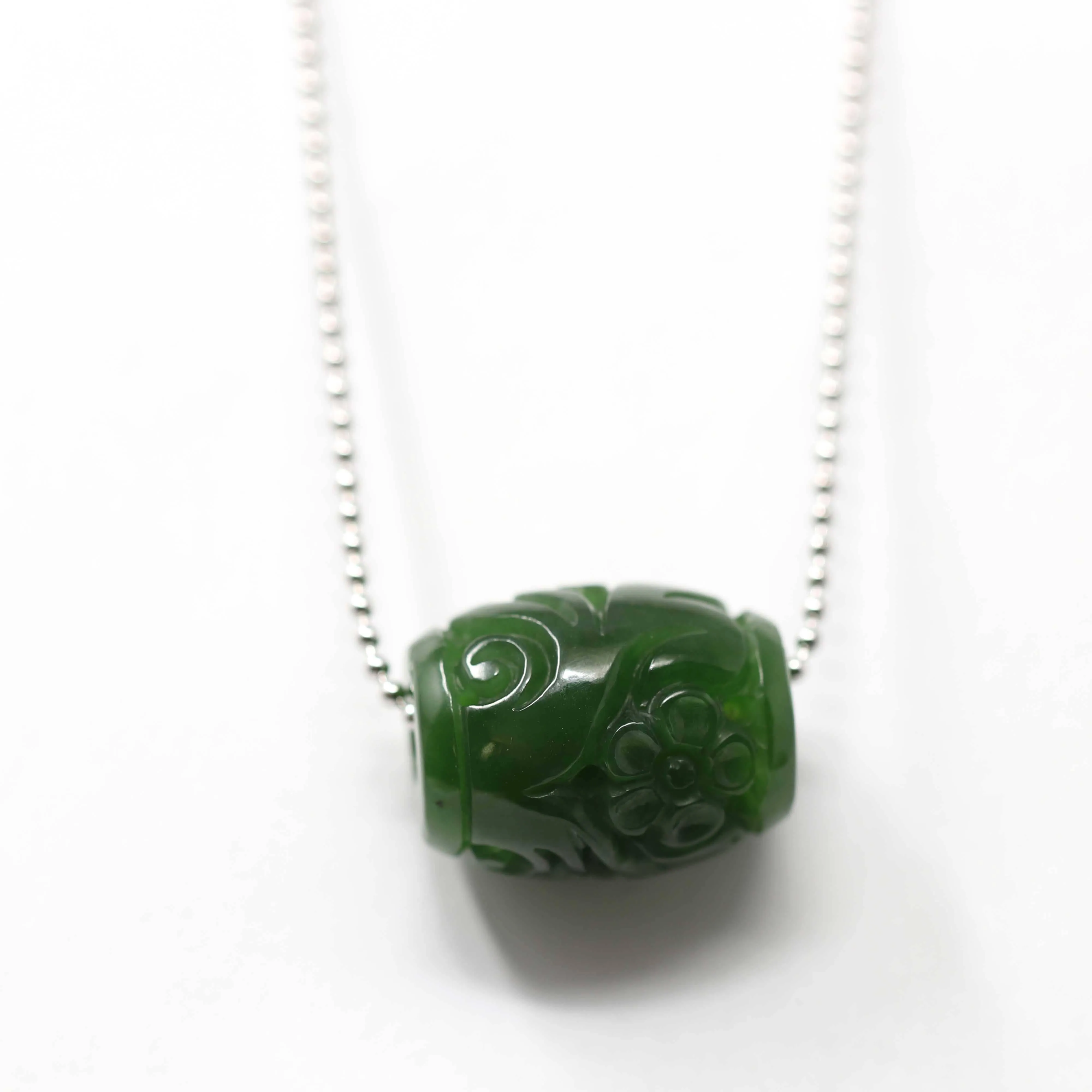 Genuine HeTian Nephrite Green Jade Lucky Bead Pendant Necklace With Flower Pattern