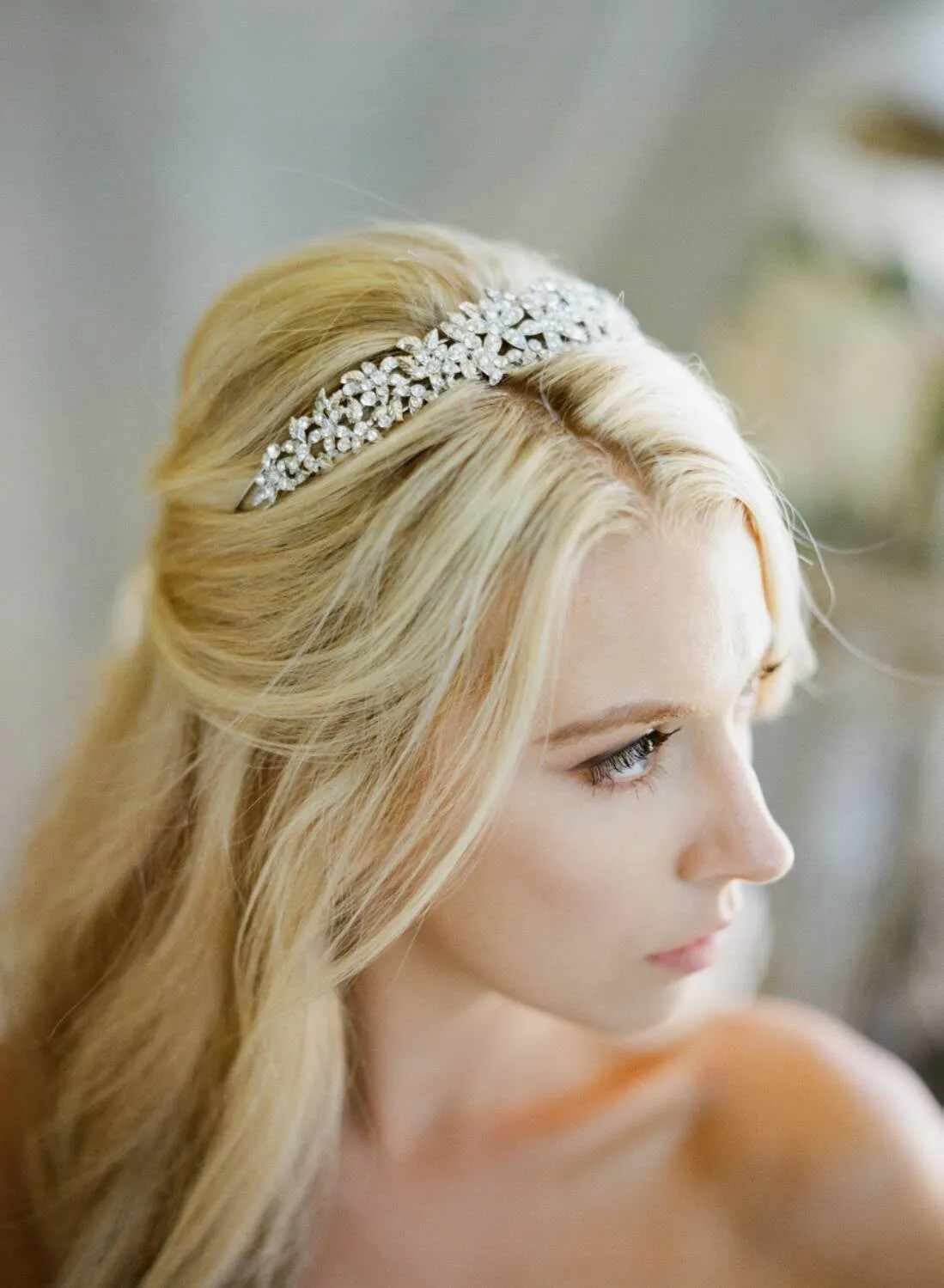 LINA Gold Crystal Headband