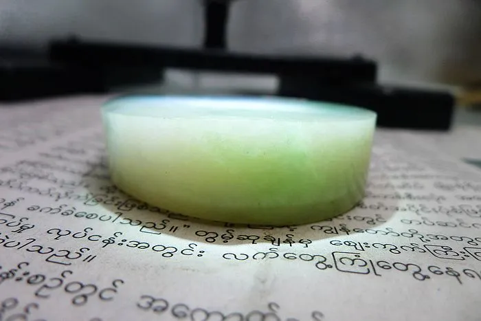 Natural Jade Rough Jadeite Raw (127g,5.55X1.5cm)