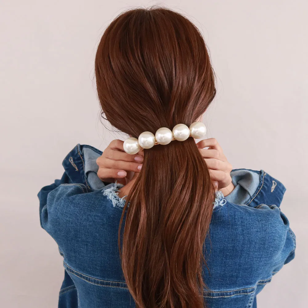 Oversized Pearl Hair Barrette