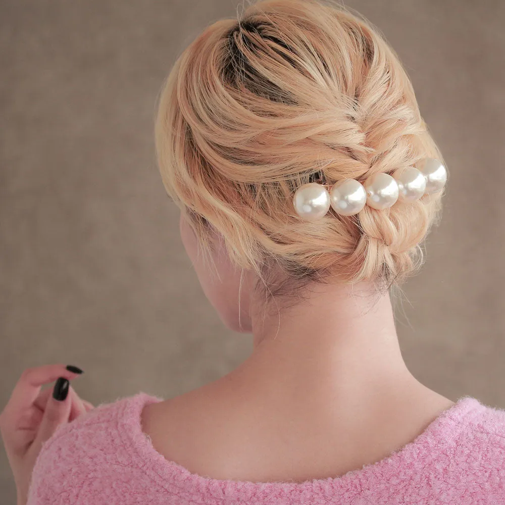 Oversized Pearl Hair Barrette