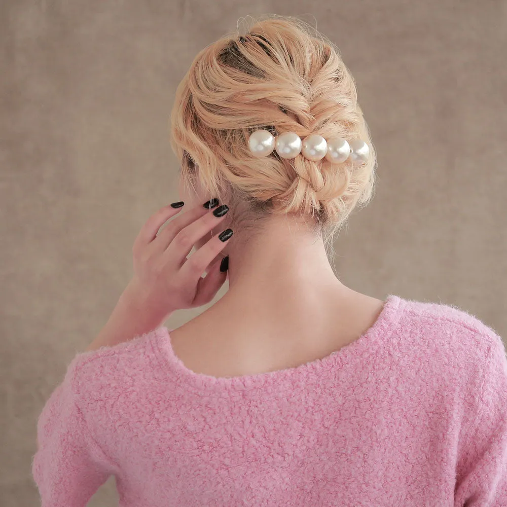 Oversized Pearl Hair Barrette