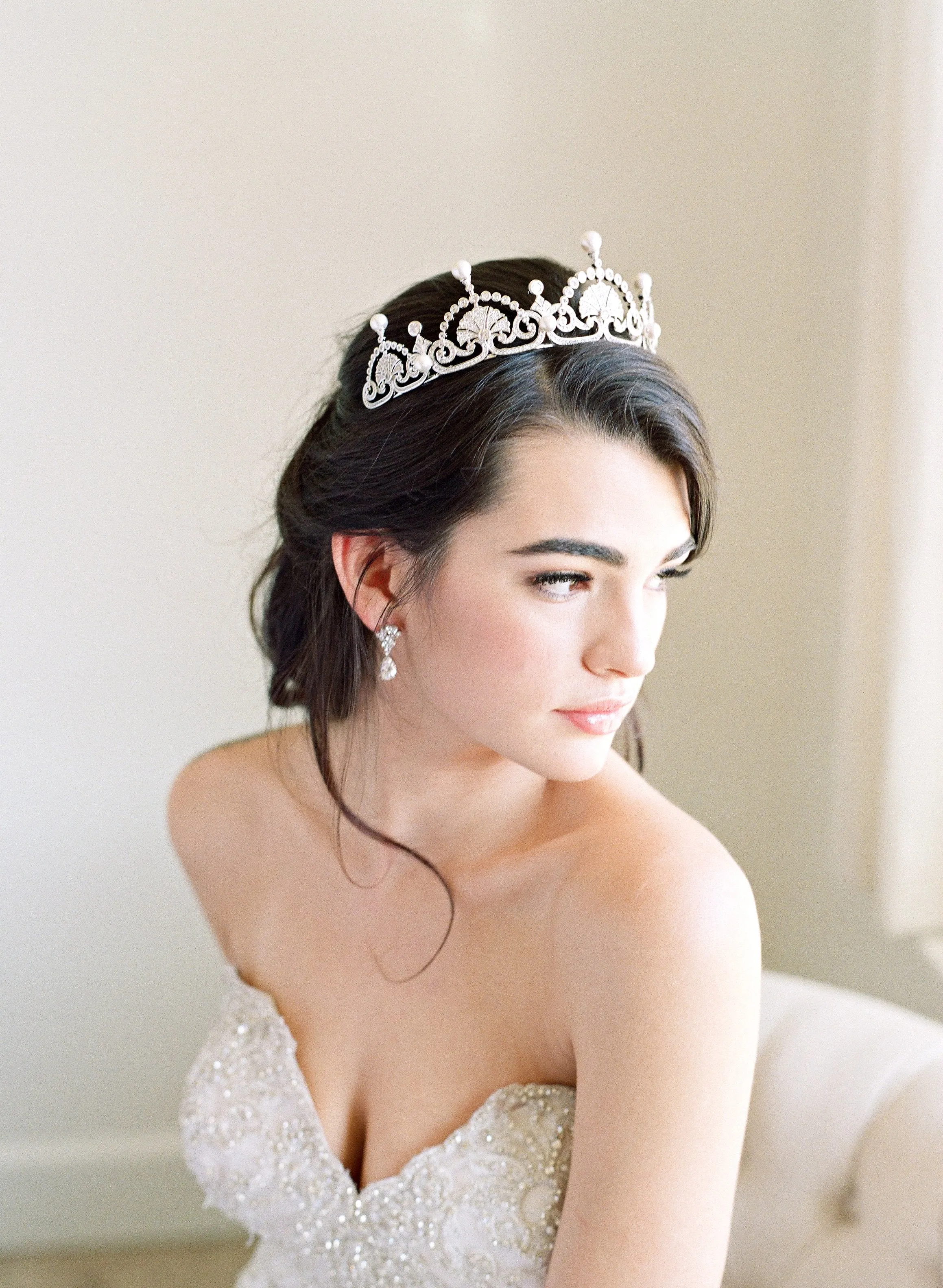 SOPHIA Simulated Diamond and Pearl Tiara