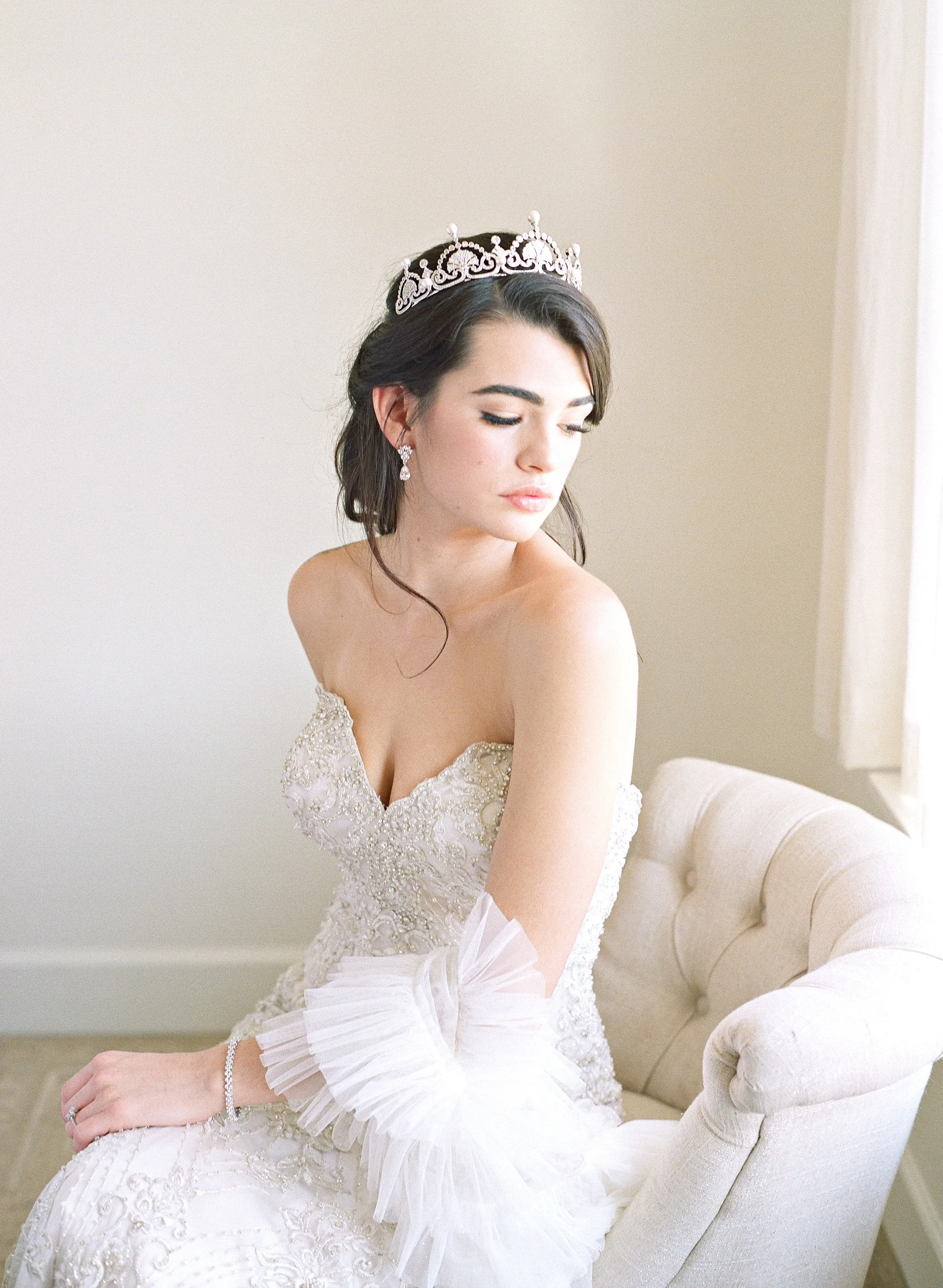 SOPHIA Simulated Diamond and Pearl Tiara