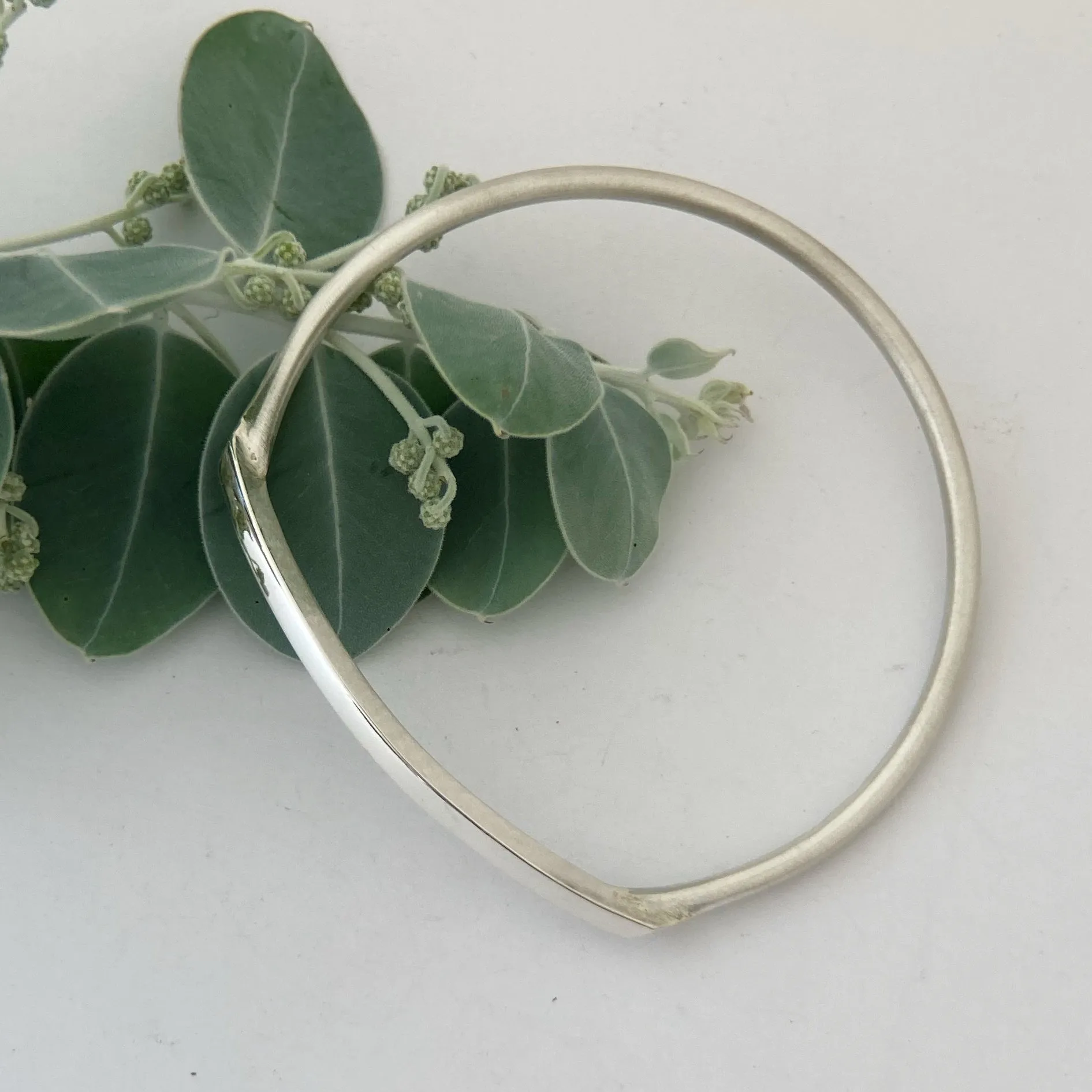 Square curve sterling silver bangle